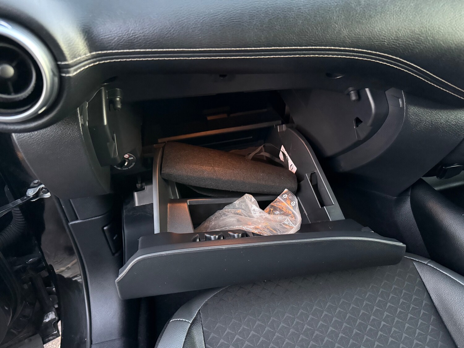 Used Nissan Juke 2023 for sale - 76362289: Photo 42