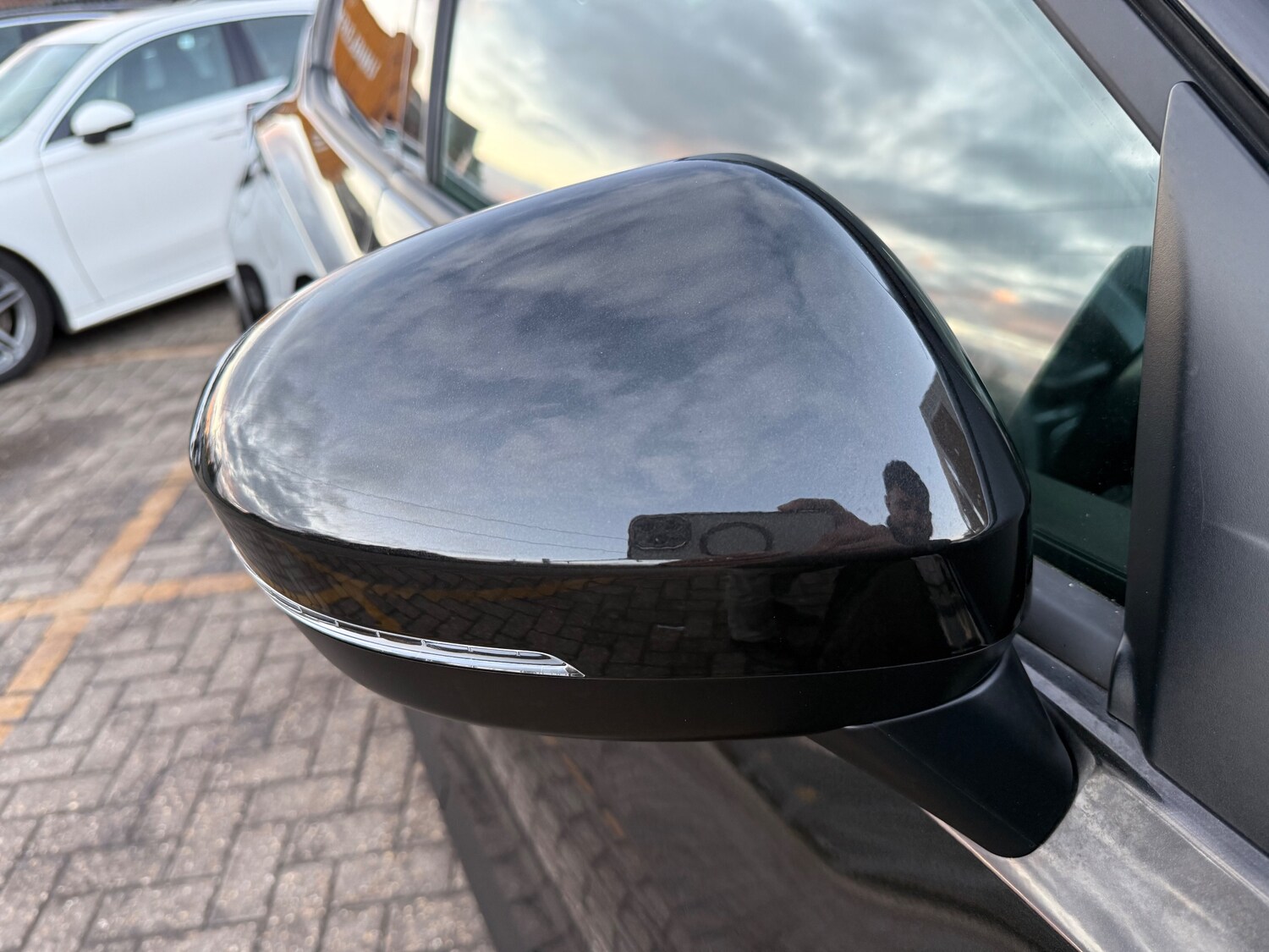 Used Nissan Juke 2023 for sale - 76362289: Photo 61