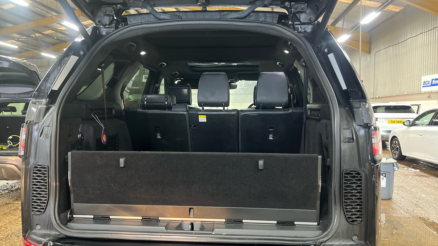 Used Land Rover Discovery 2018 for sale - 77533713: Photo 12