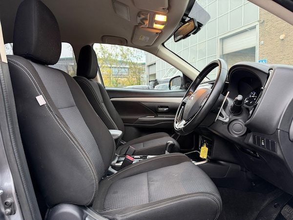 Used Mitsubishi Outlander 2018 for sale - 76273819: Photo 14
