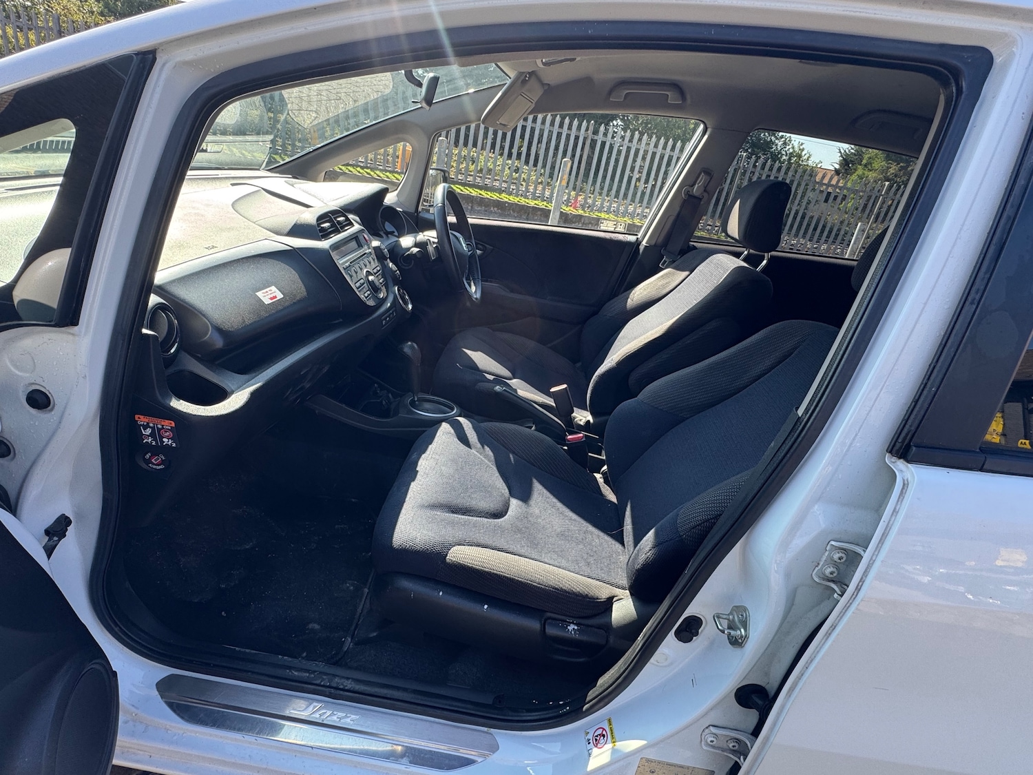 Used Honda Jazz 2013 for sale - 76946028: Photo 15