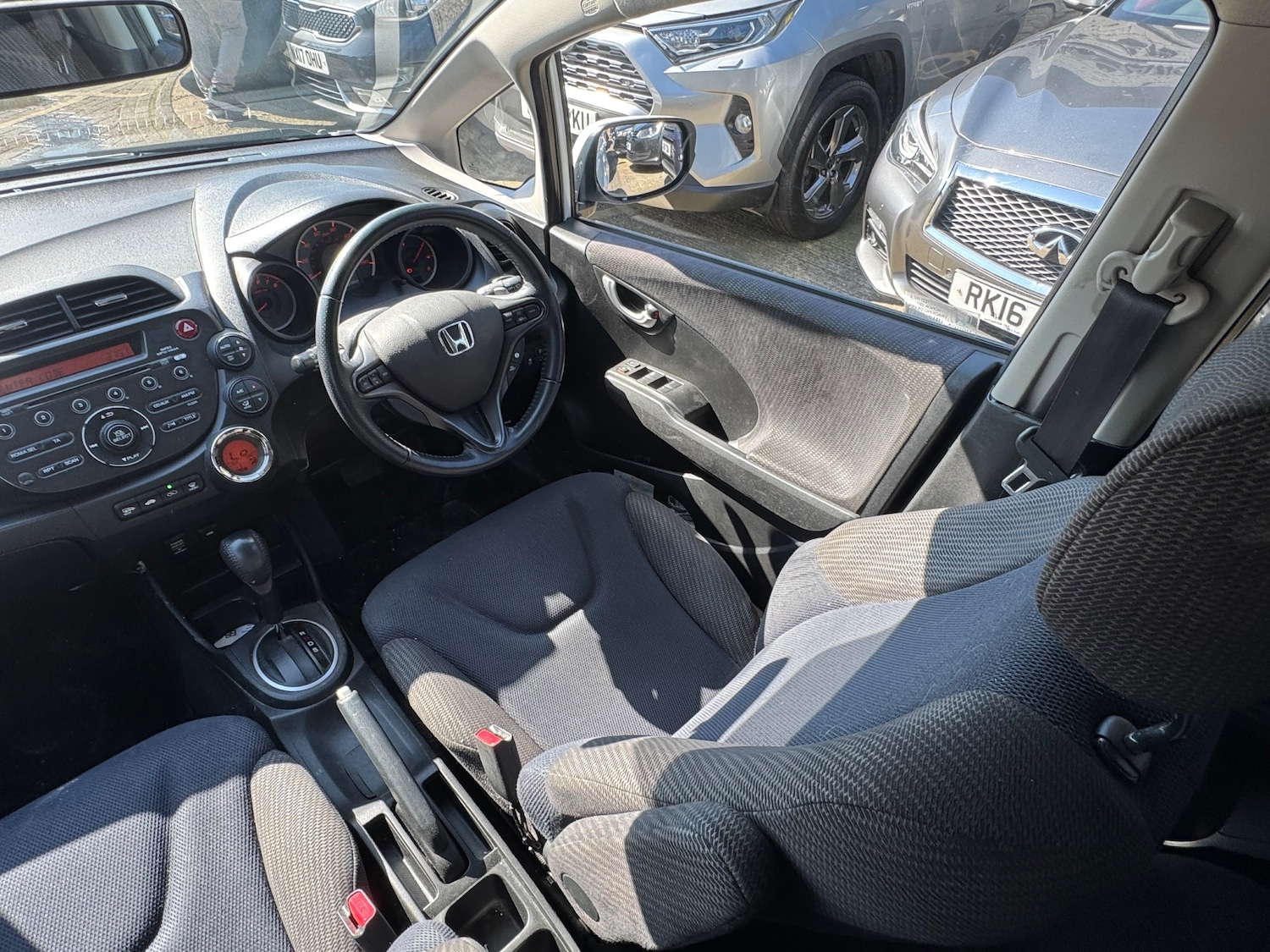 Used Honda Jazz 2013 for sale - 76946028: Photo 18