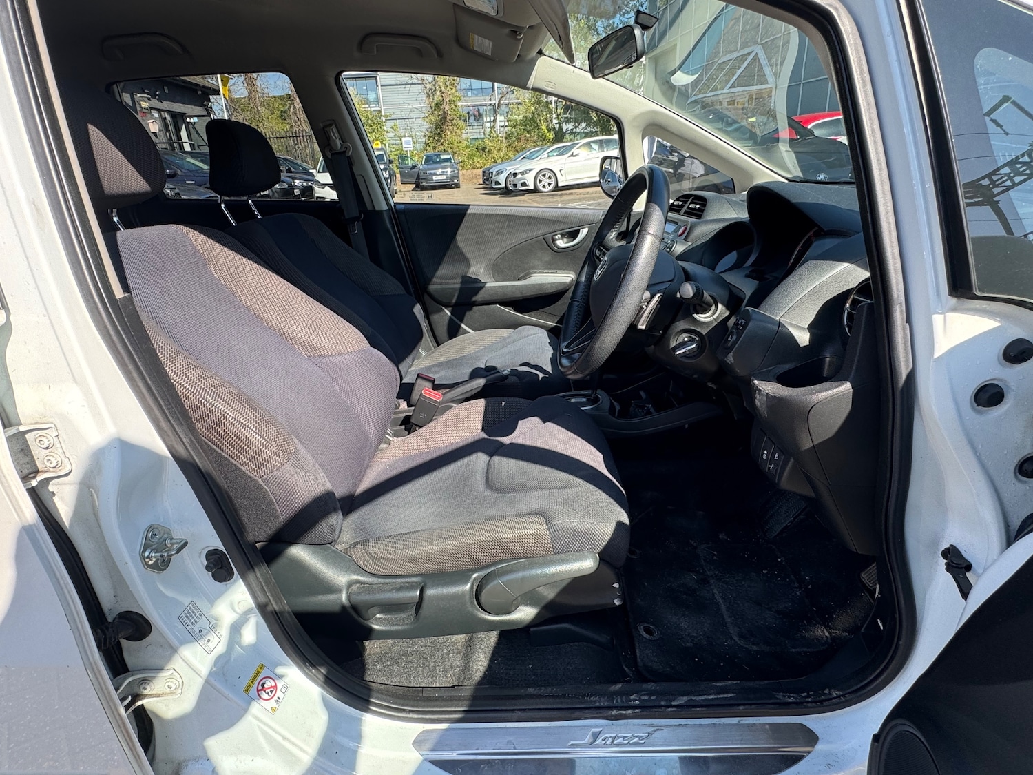 Used Honda Jazz 2013 for sale - 76946028: Photo 21