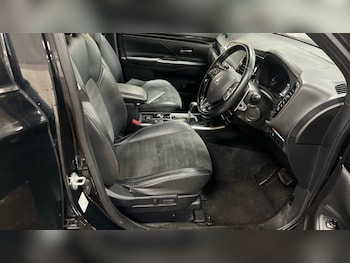 Used Mitsubishi Outlander 2019 for sale - 77878662: Photo