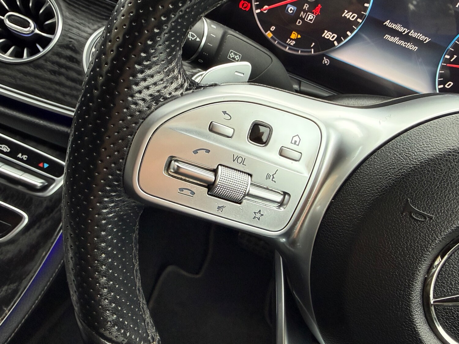 Used Mercedes-Benz E Class 2019 for sale - 77002044: Photo 37