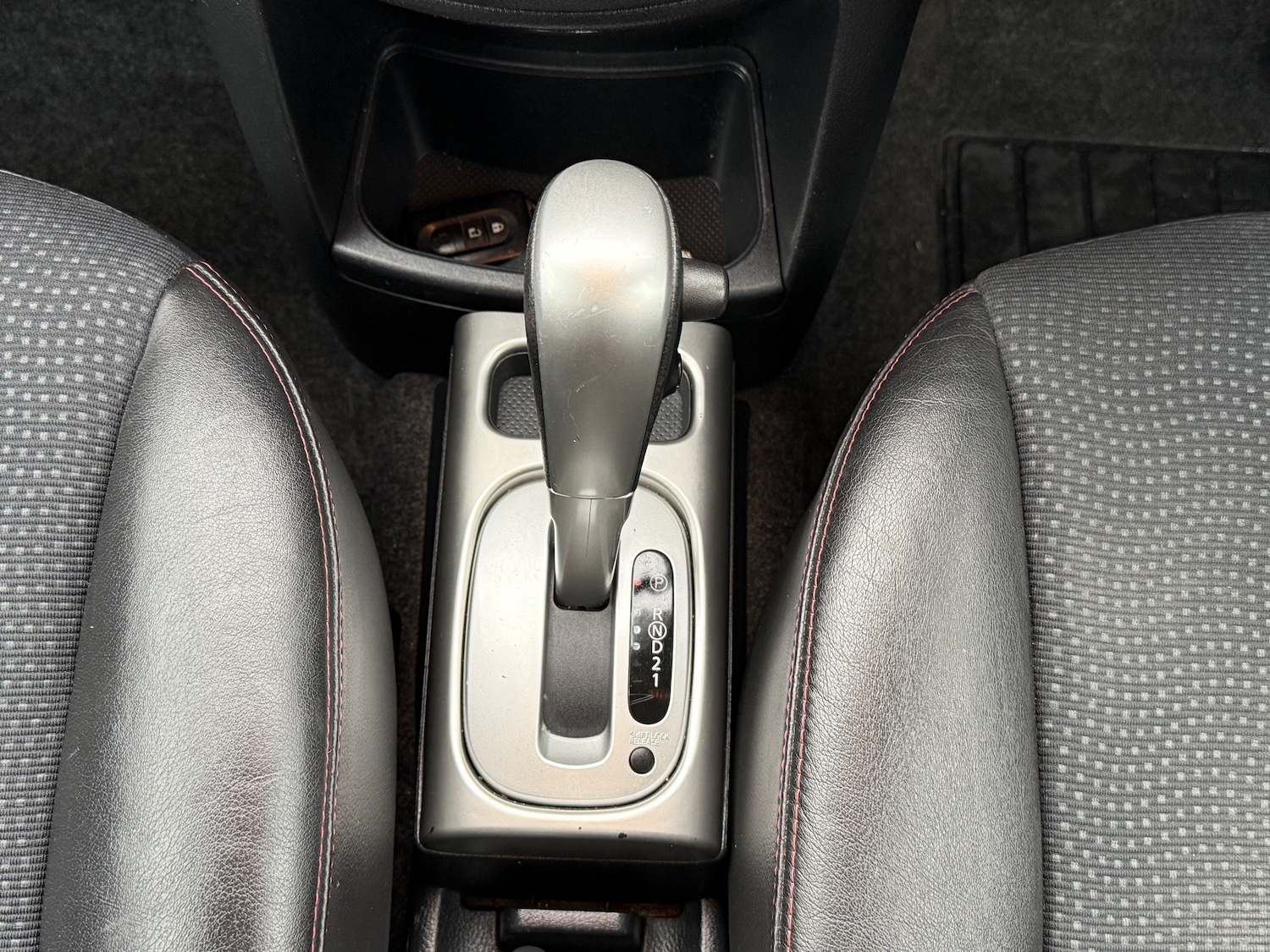 Used Nissan Note 2010 for sale - 77241498: Photo 33