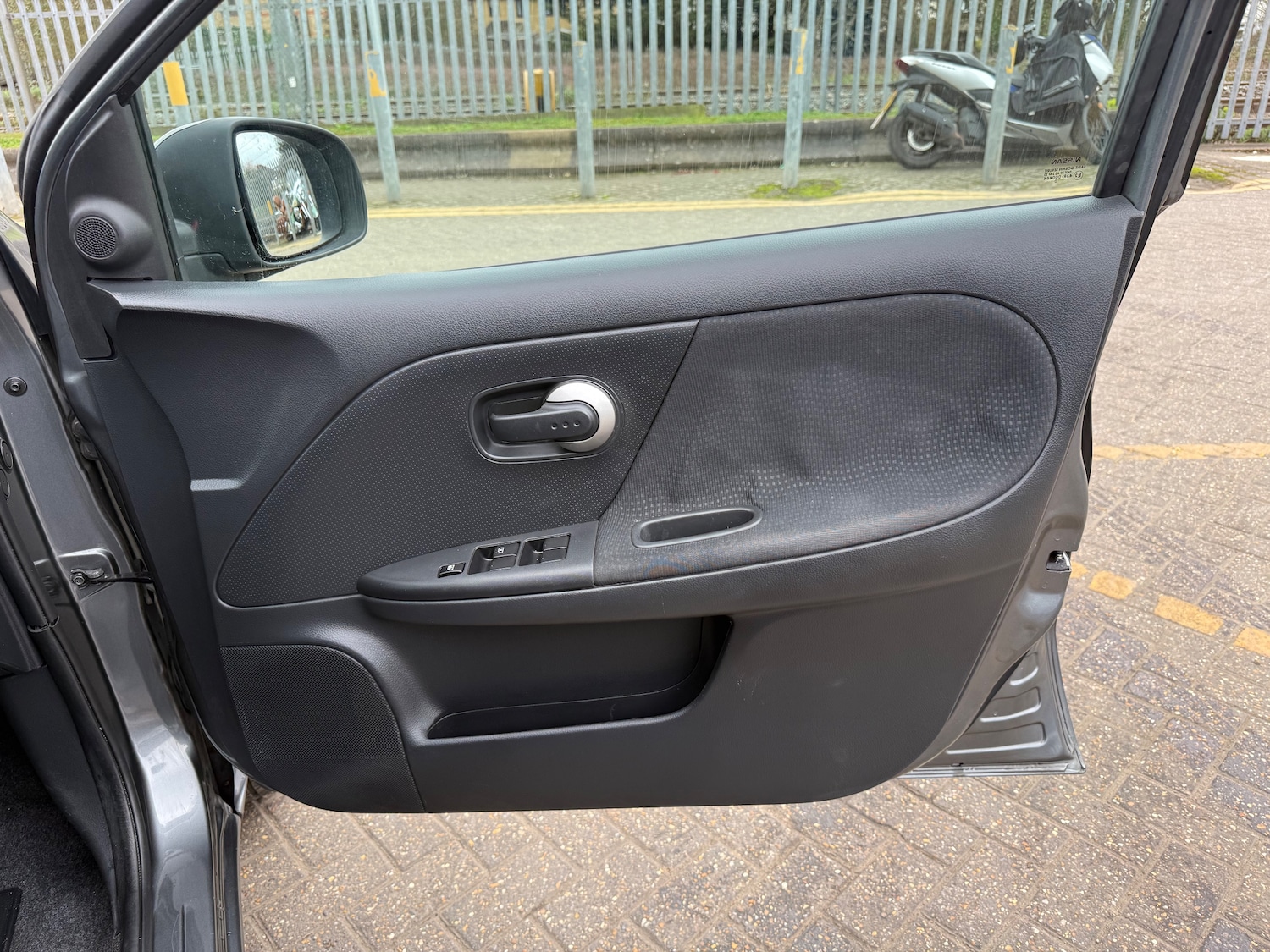 Used Nissan Note 2010 for sale - 77241498: Photo 46