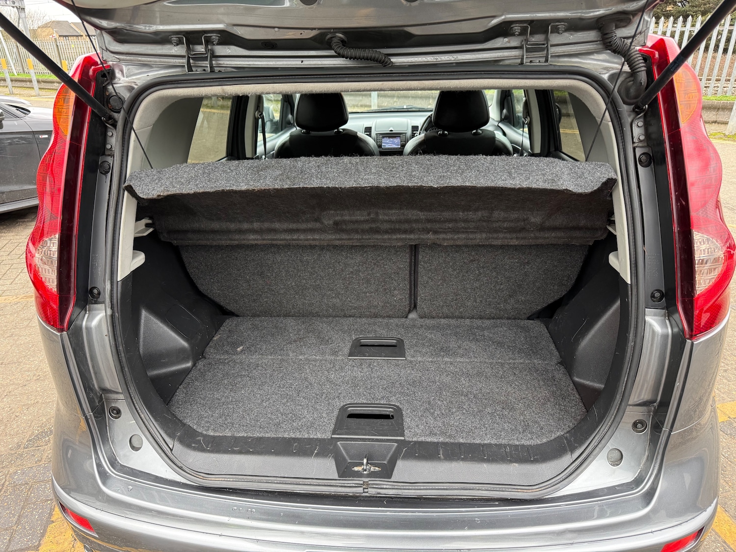 Used Nissan Note 2010 for sale - 77241498: Photo 57