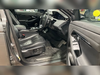 Used Land Rover Range Rover Evoque 2019 for sale - 79068368: Photo