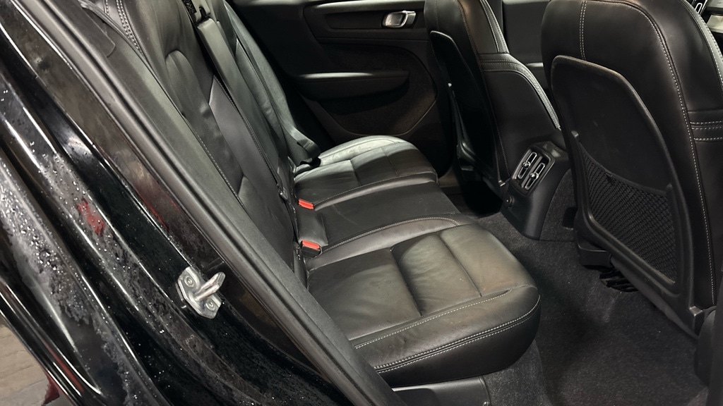 Used Volvo XC40 2021 for sale - 78039471: Photo 9