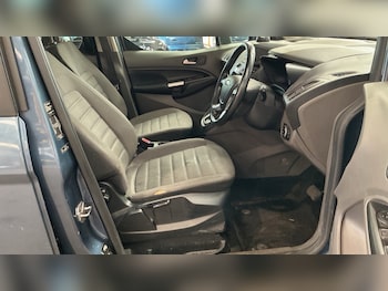 Used Ford Grand Tourneo Connect 2021 for sale - 79414708: Photo