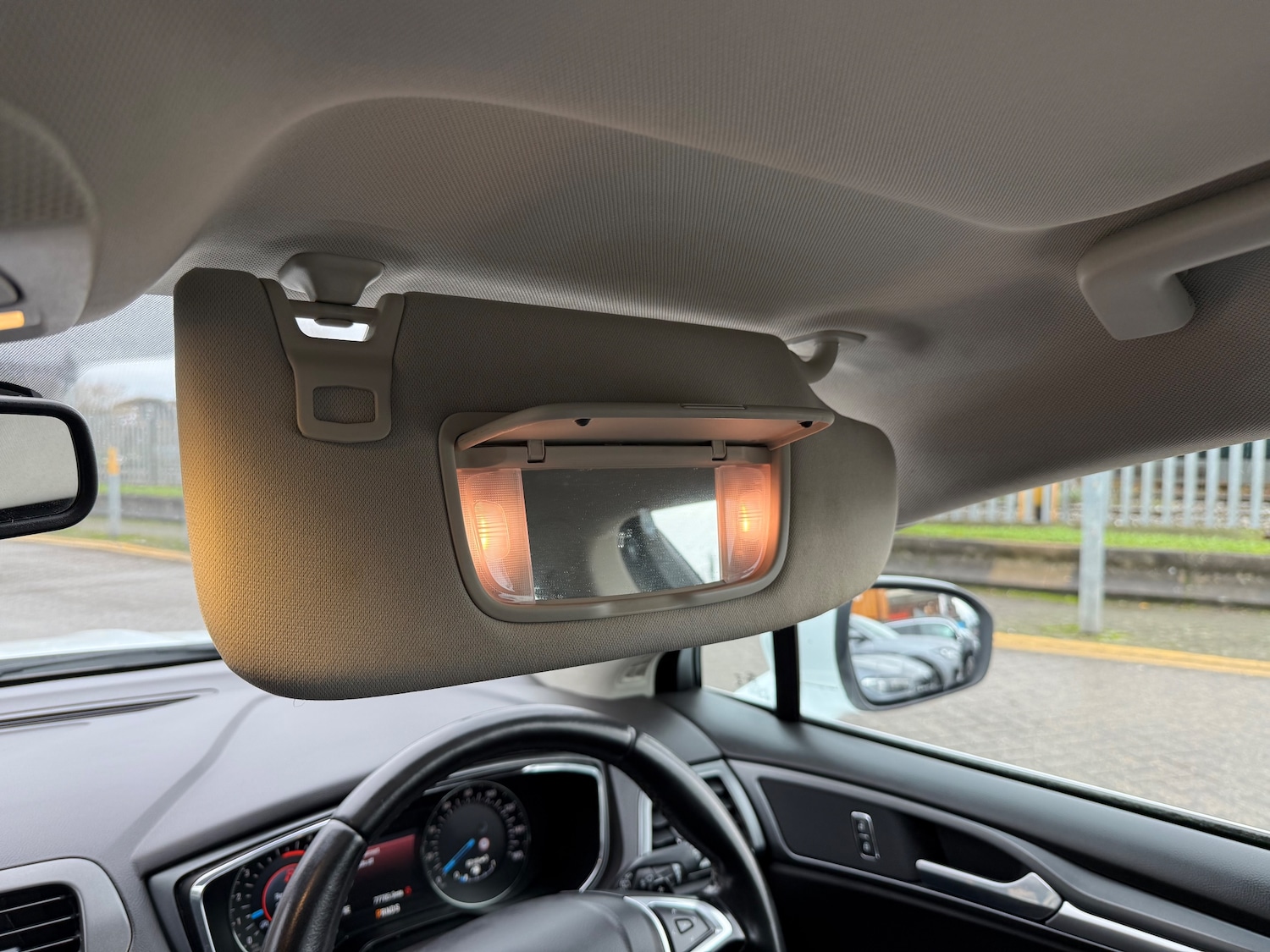 Used Ford Mondeo 2015 for sale - 76670489: Photo 20