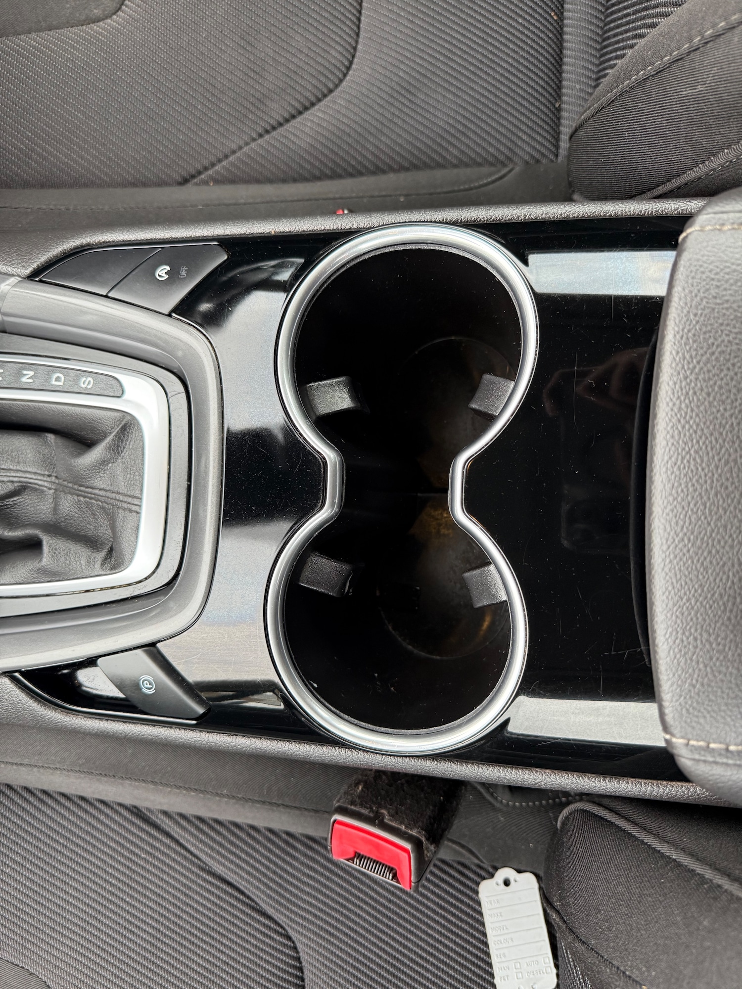 Used Ford Mondeo 2015 for sale - 76670489: Photo 28