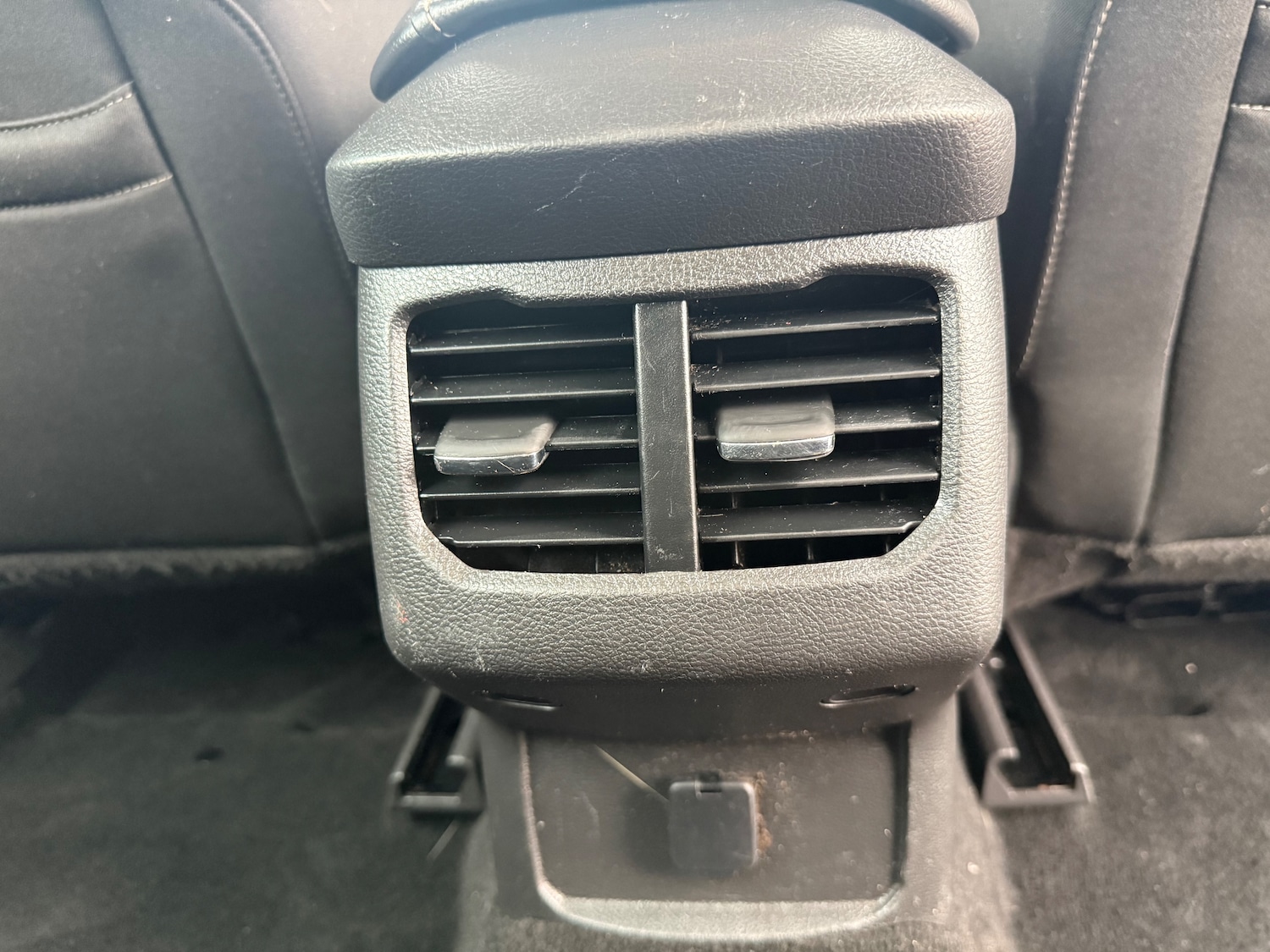 Used Ford Mondeo 2015 for sale - 76670489: Photo 34