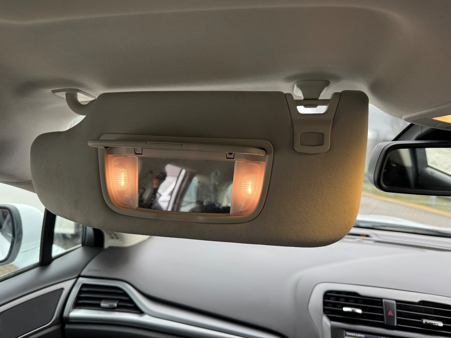 Used Ford Mondeo 2015 for sale - 76670489: Photo 36