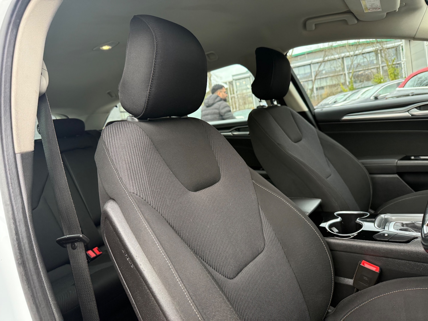 Used Ford Mondeo 2015 for sale - 76670489: Photo 39