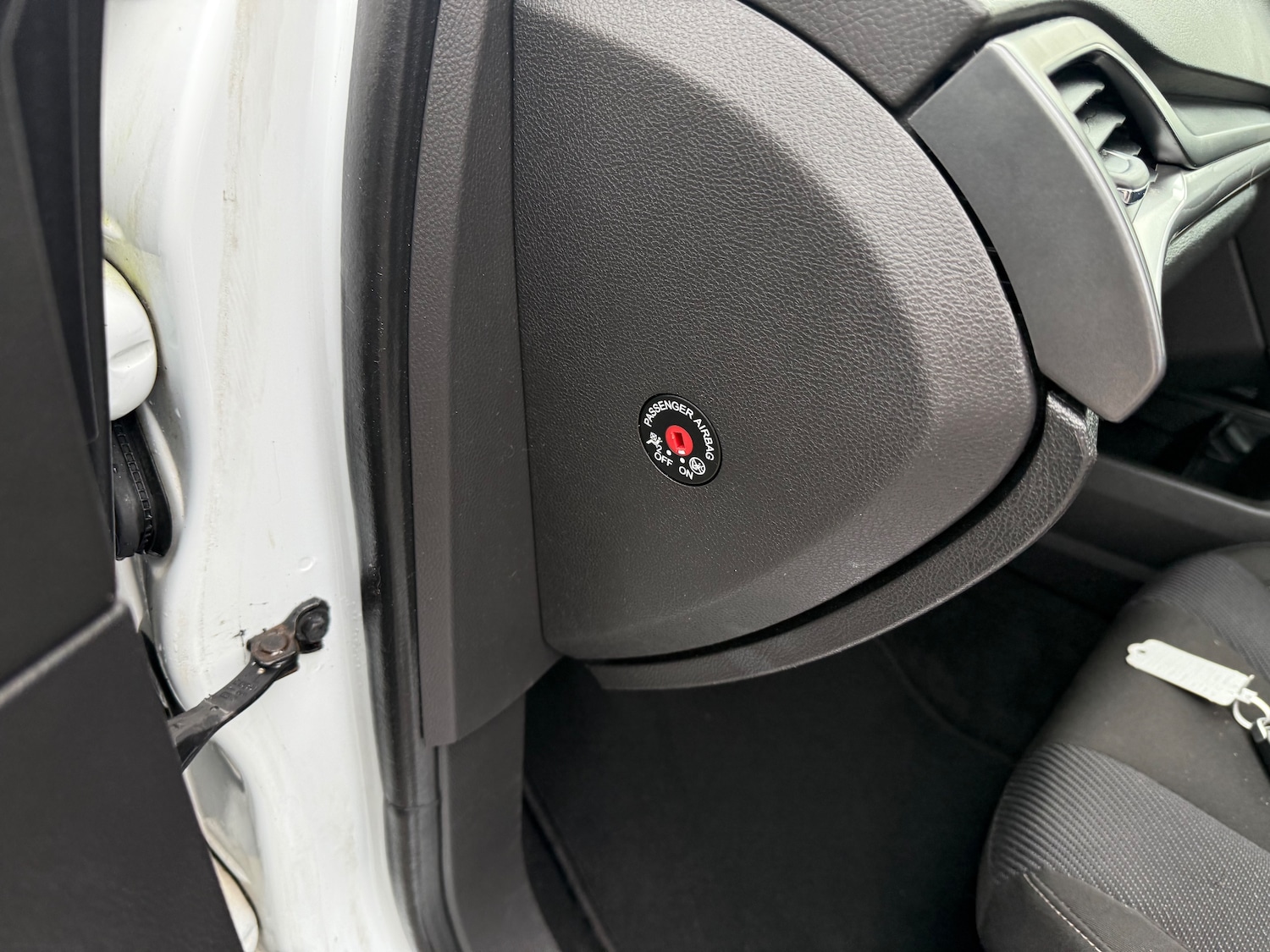 Used Ford Mondeo 2015 for sale - 76670489: Photo 51