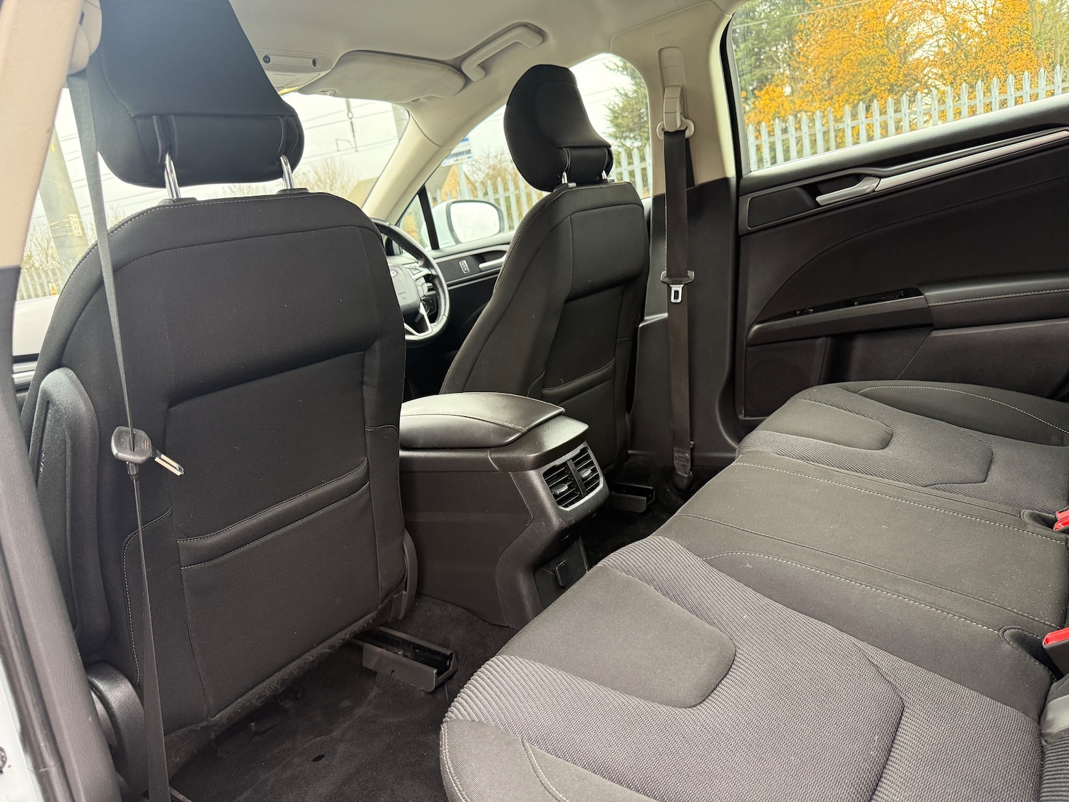 Used Ford Mondeo 2015 for sale - 76670489: Photo 53