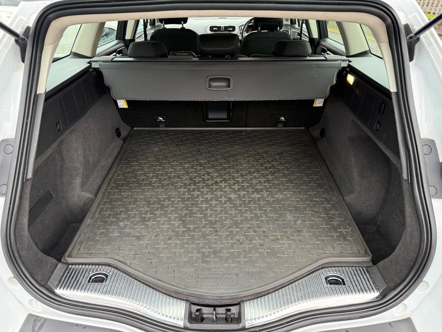 Used Ford Mondeo 2015 for sale - 76670489: Photo 60