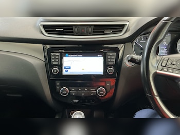 Used Nissan Qashqai 2018 for sale - 77849134: Photo