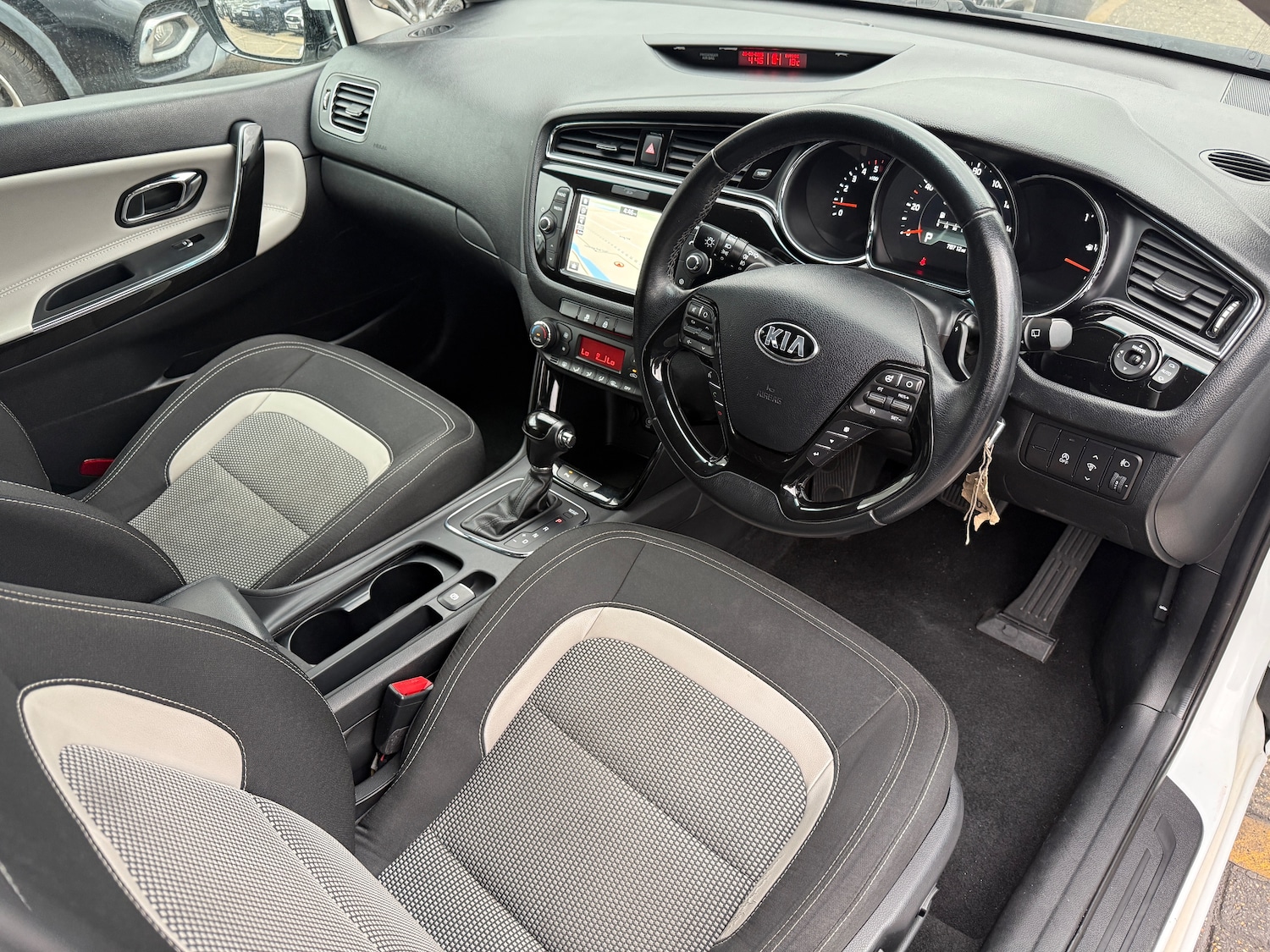 Used Kia Ceed 2017 for sale - 75151282: Photo 36