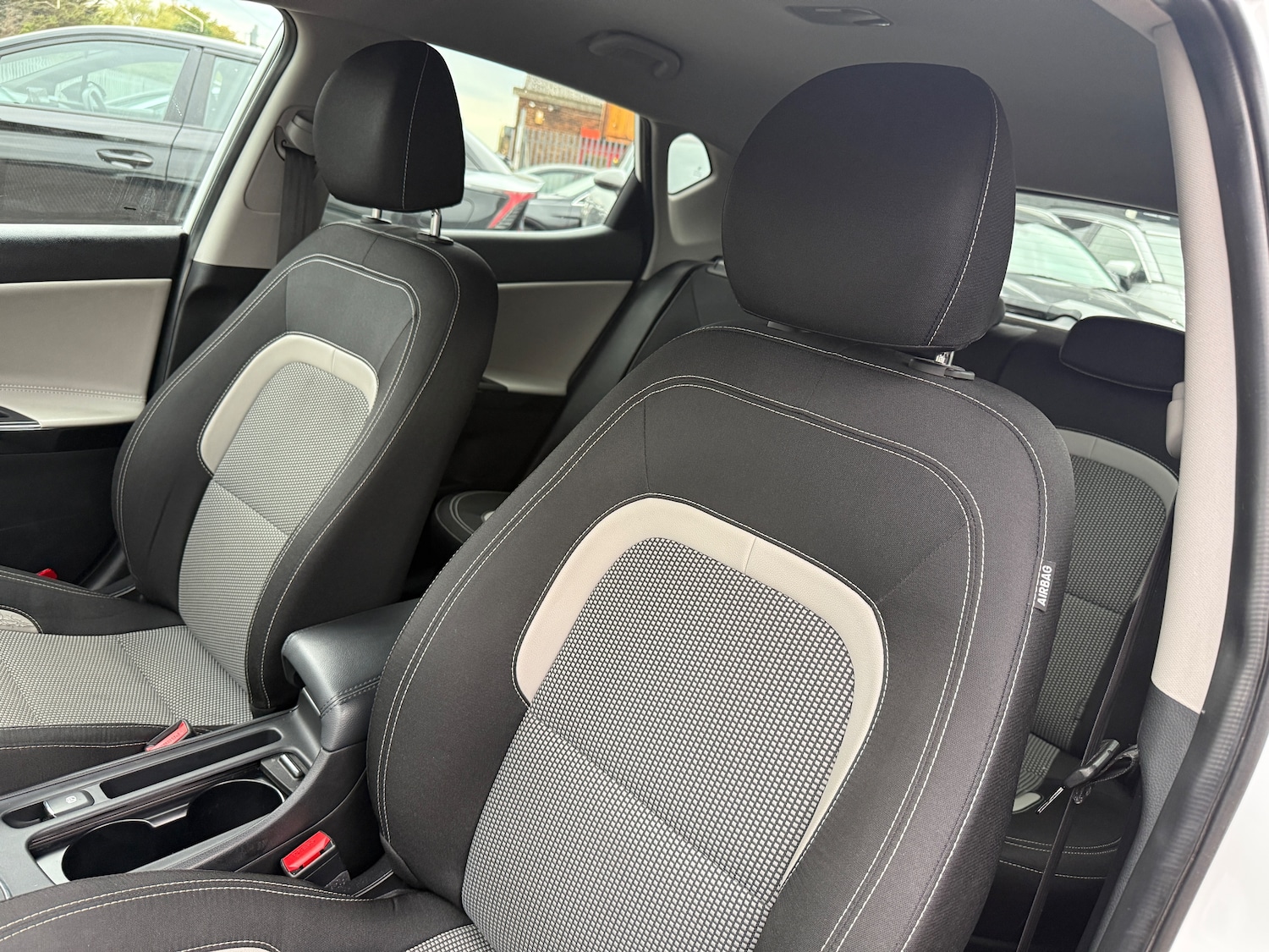 Used Kia Ceed 2017 for sale - 75151282: Photo 48