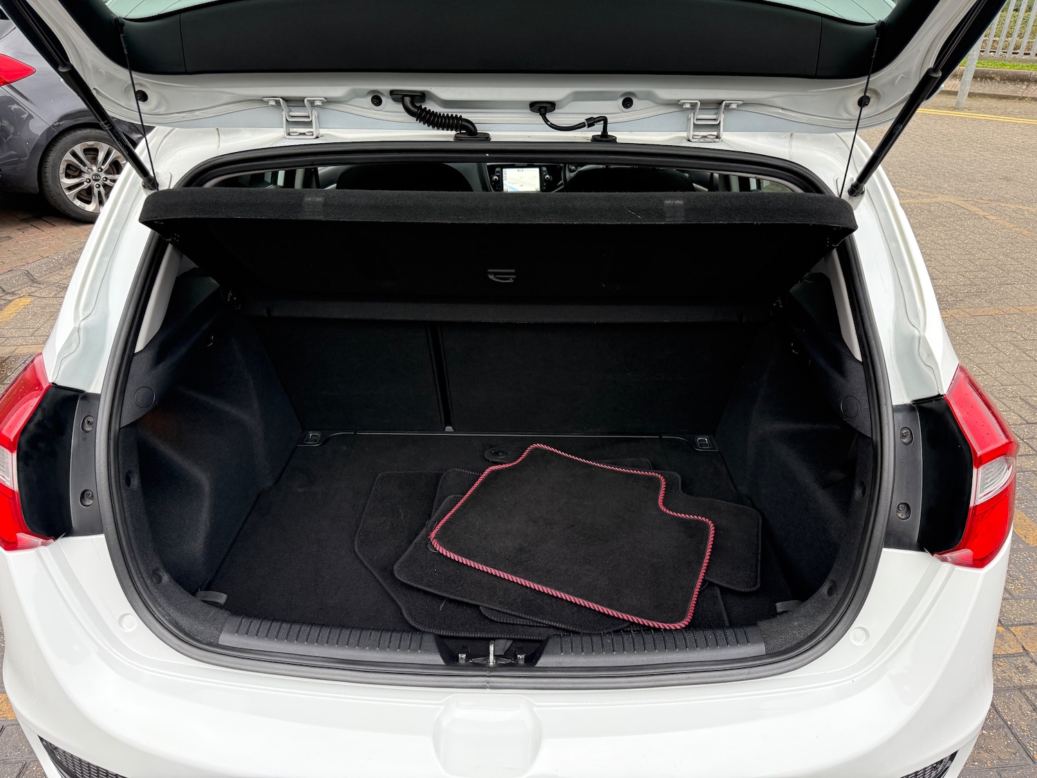 Used Kia Ceed 2017 for sale - 75151282: Photo 61