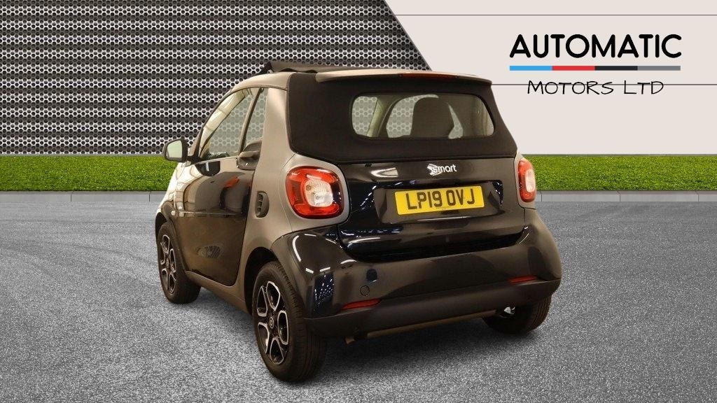 Used smart fortwo 2019 for sale - 78129191: Photo 2