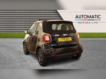 Used smart fortwo 2019 for sale - 78129191: Photo