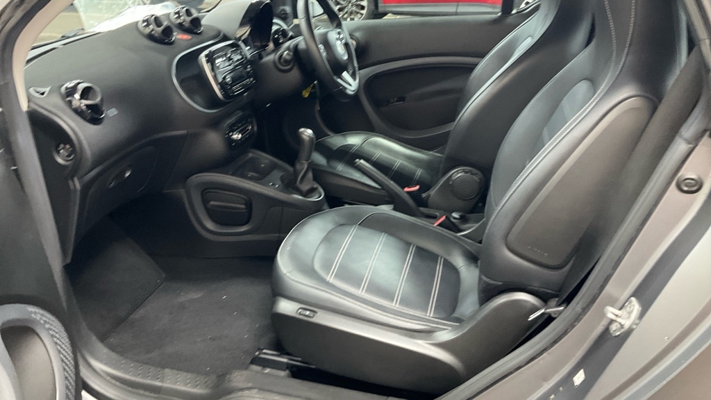 Used smart fortwo 2019 for sale - 78129191: Photo 7