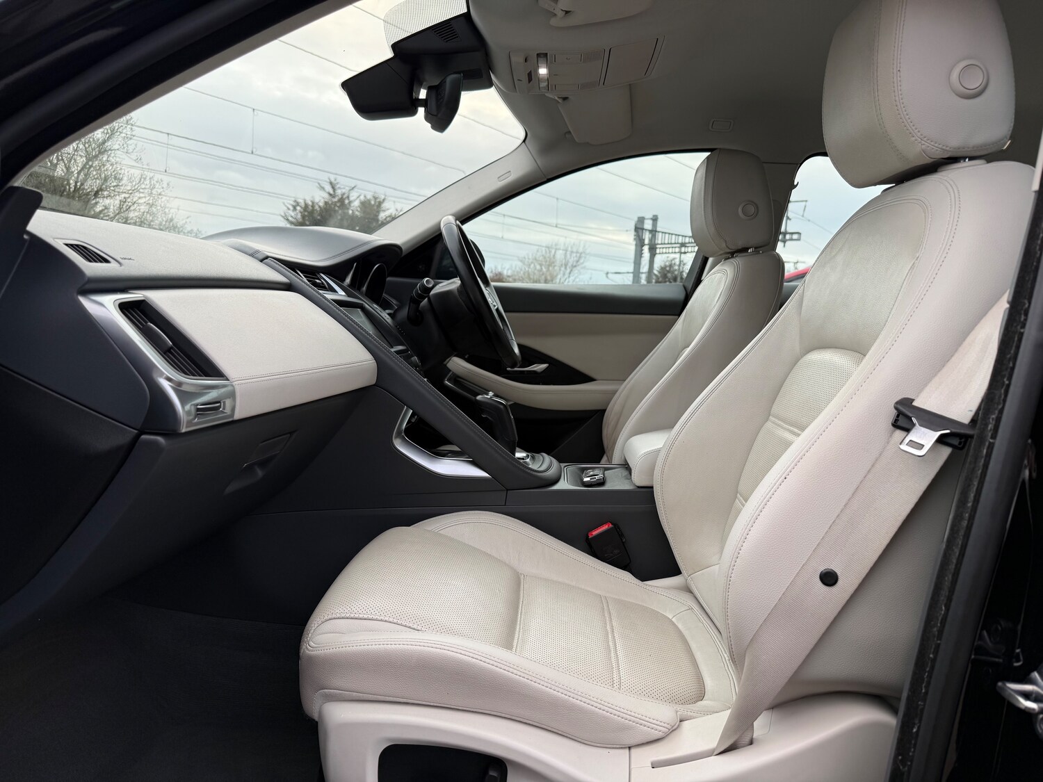 Used Jaguar E-Pace 2018 for sale - 77631363: Photo 14