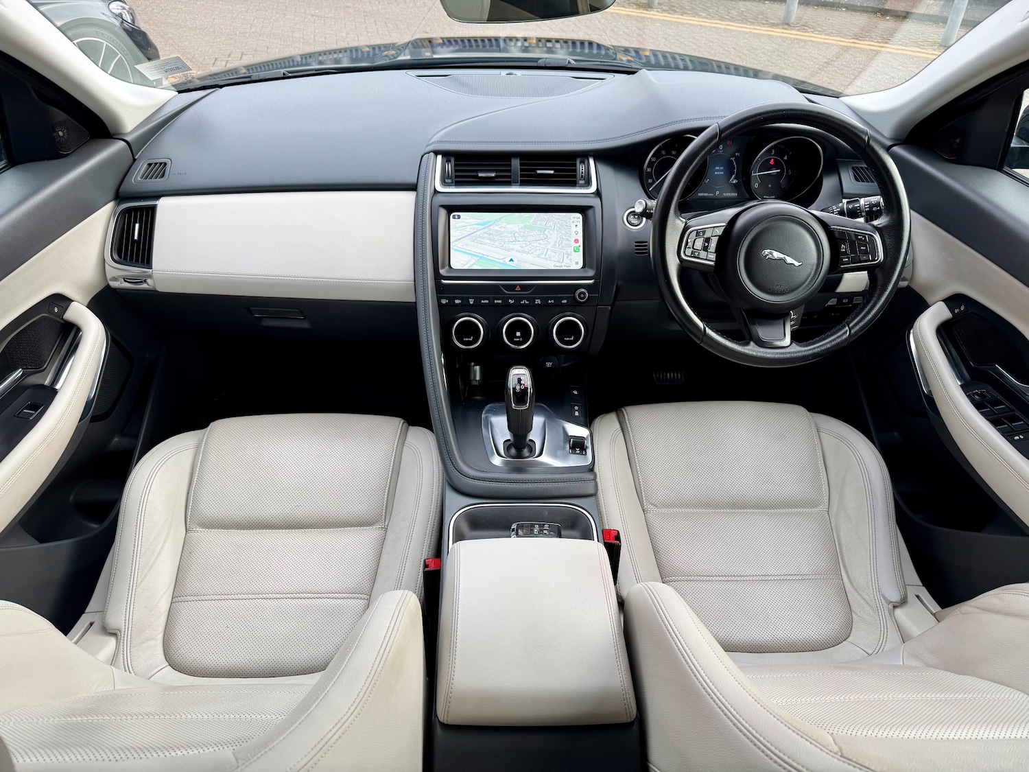 Used Jaguar E-Pace 2018 for sale - 77631363: Photo 3