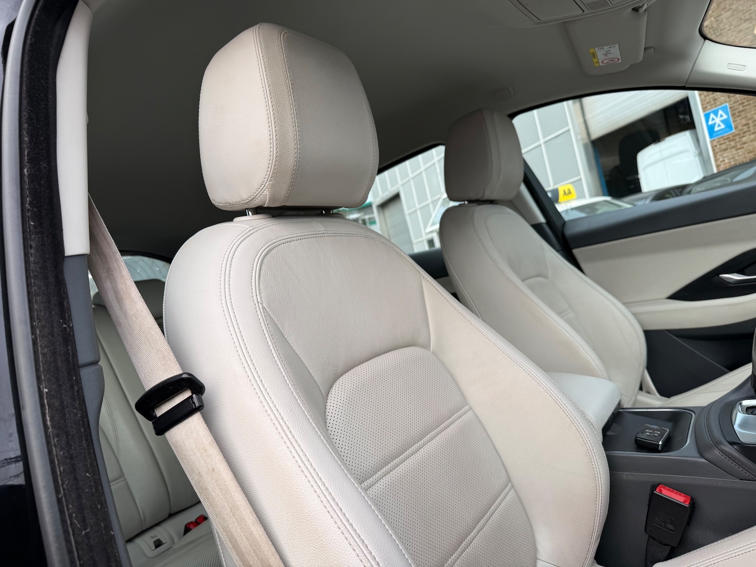 Used Jaguar E-Pace 2018 for sale - 77631363: Photo 35