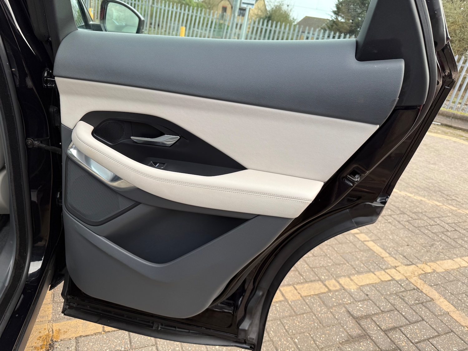 Used Jaguar E-Pace 2018 for sale - 77631363: Photo 37