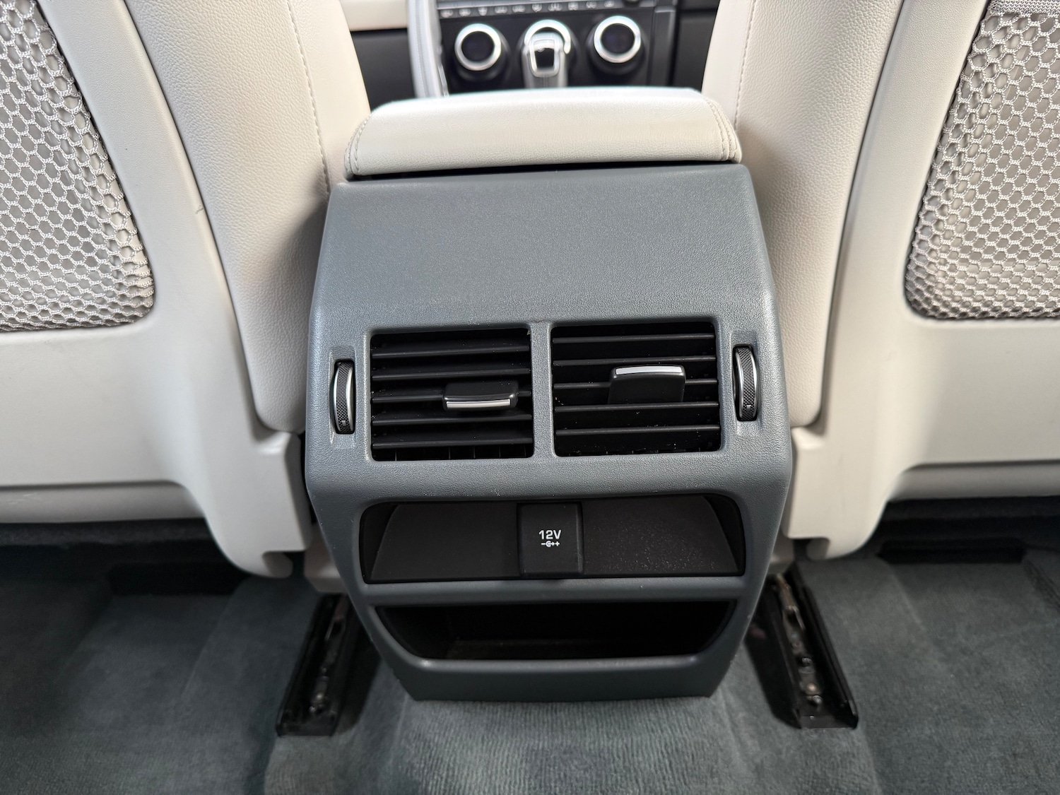 Used Jaguar E-Pace 2018 for sale - 77631363: Photo 38