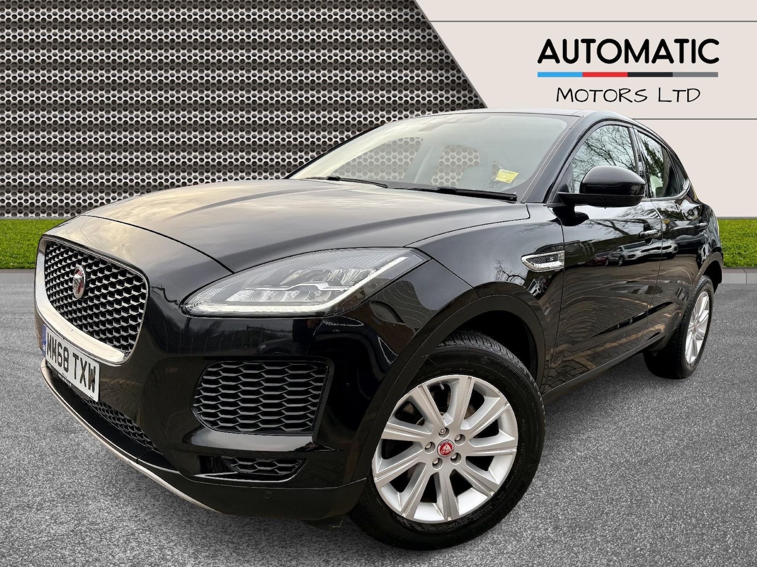 Used Jaguar E-Pace 2018 for sale - 77631363: Photo 4