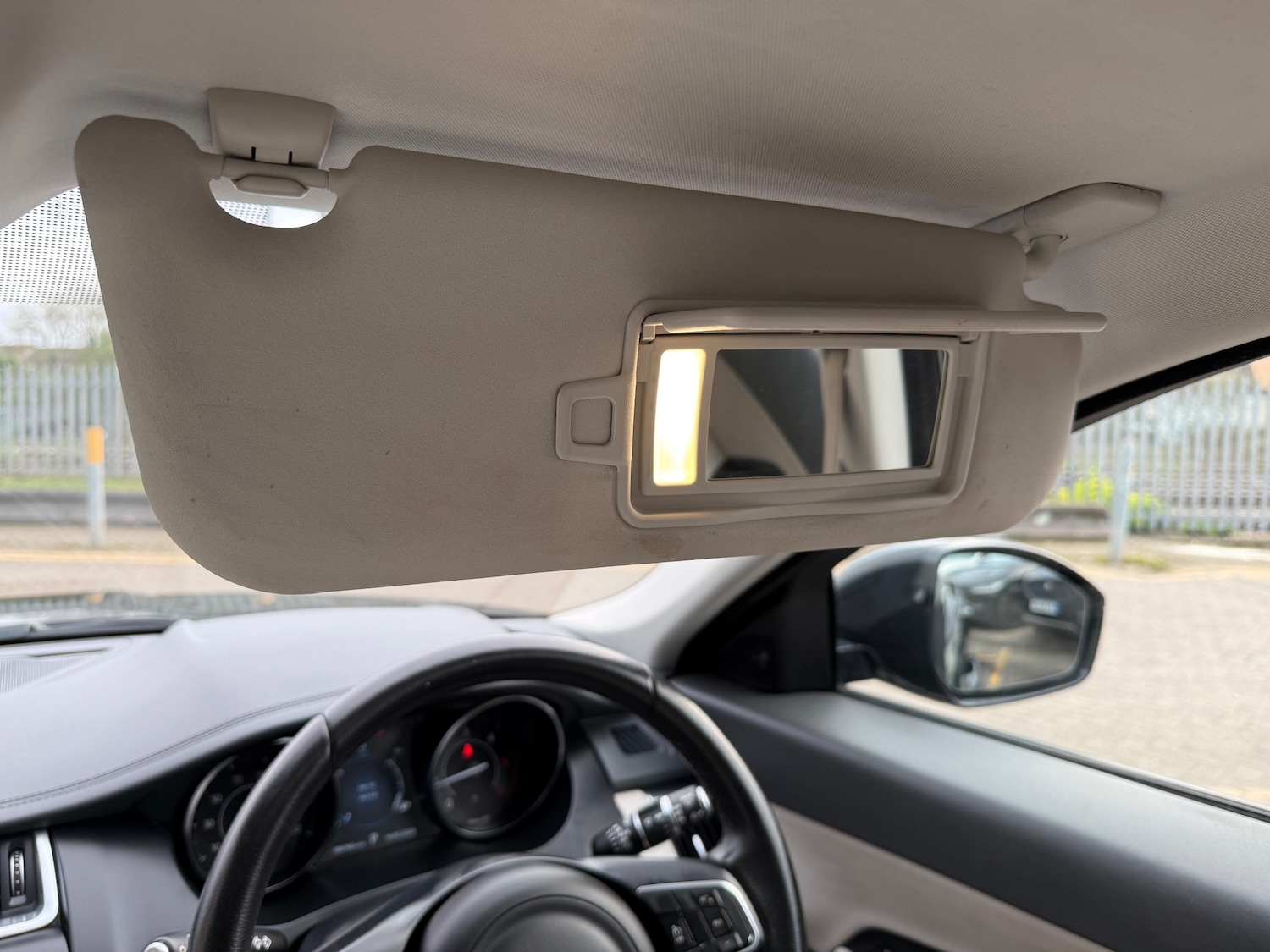 Used Jaguar E-Pace 2018 for sale - 77631363: Photo 41