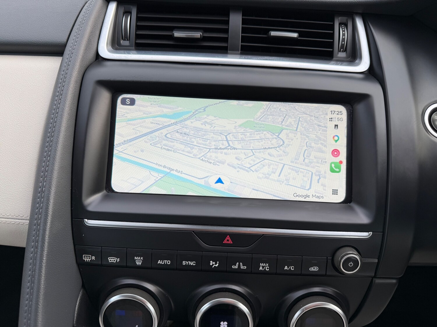 Used Jaguar E-Pace 2018 for sale - 77631363: Photo 6