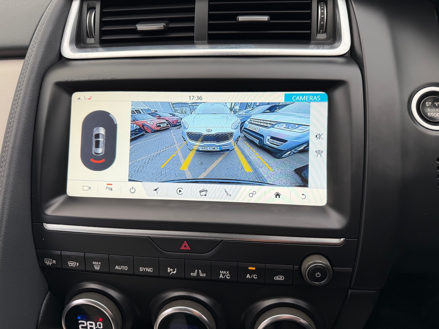 Used Jaguar E-Pace 2018 for sale - 77631363: Photo 66