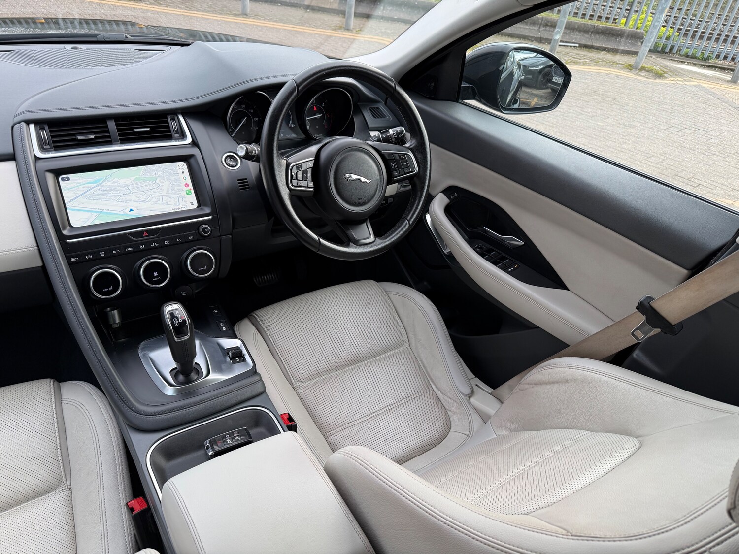 Used Jaguar E-Pace 2018 for sale - 77631363: Photo 7