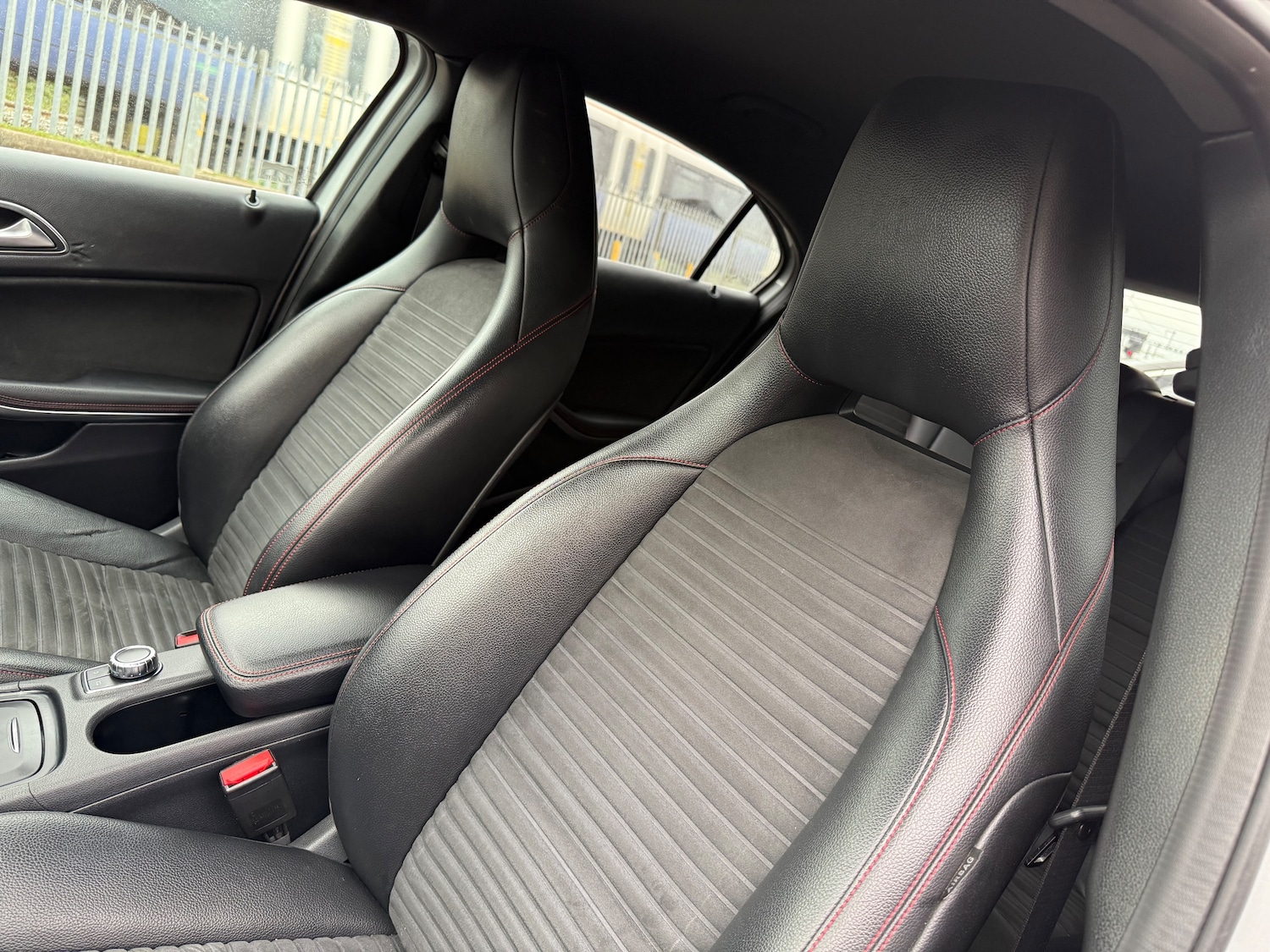 Used Mercedes-Benz A-Class 2015 for sale - 75337797: Photo 25