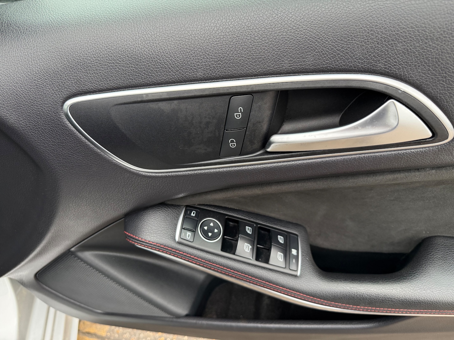 Used Mercedes-Benz A-Class 2015 for sale - 75337797: Photo 43