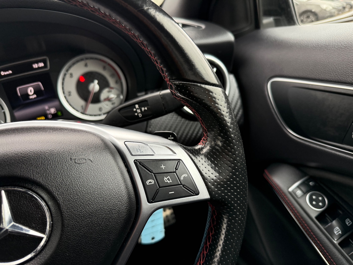 Used Mercedes-Benz A-Class 2015 for sale - 75337797: Photo 62