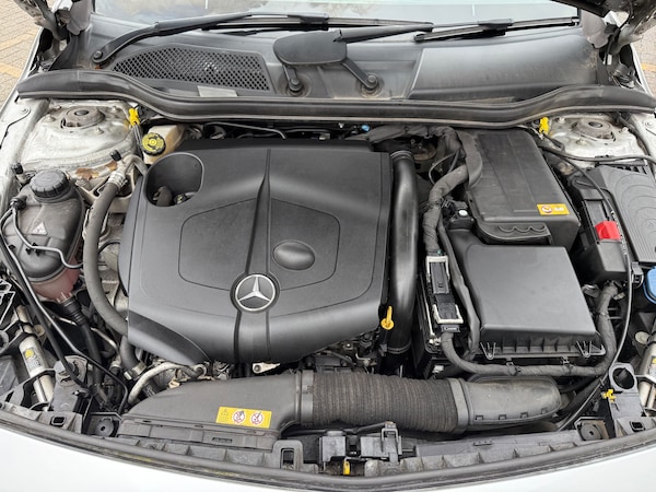 Used Mercedes-Benz A-Class 2015 for sale - 75337797: Photo 7