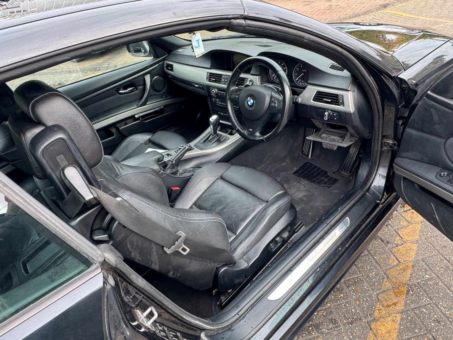 Used BMW 3 Series 2011 for sale - 77984182: Photo 3