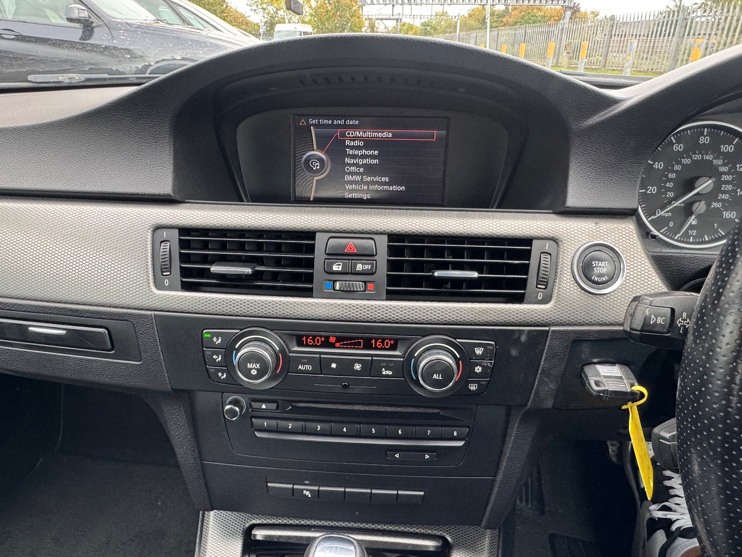 Used BMW 3 Series 2011 for sale - 77984182: Photo 8