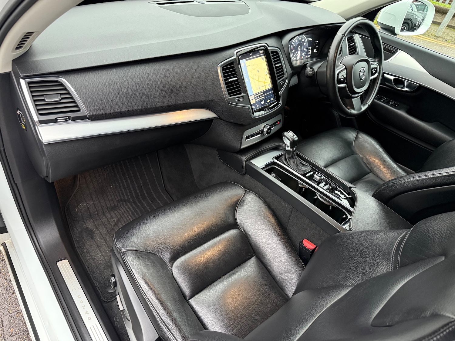 Used Volvo XC90 2017 for sale - 76523409: Photo 15