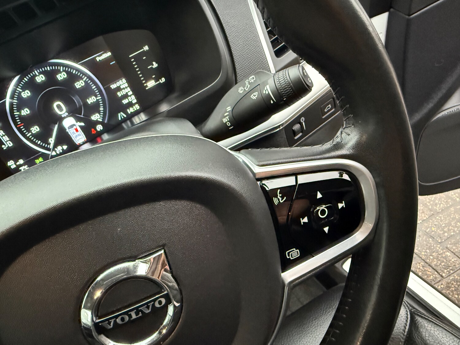 Used Volvo XC90 2017 for sale - 76523409: Photo 50