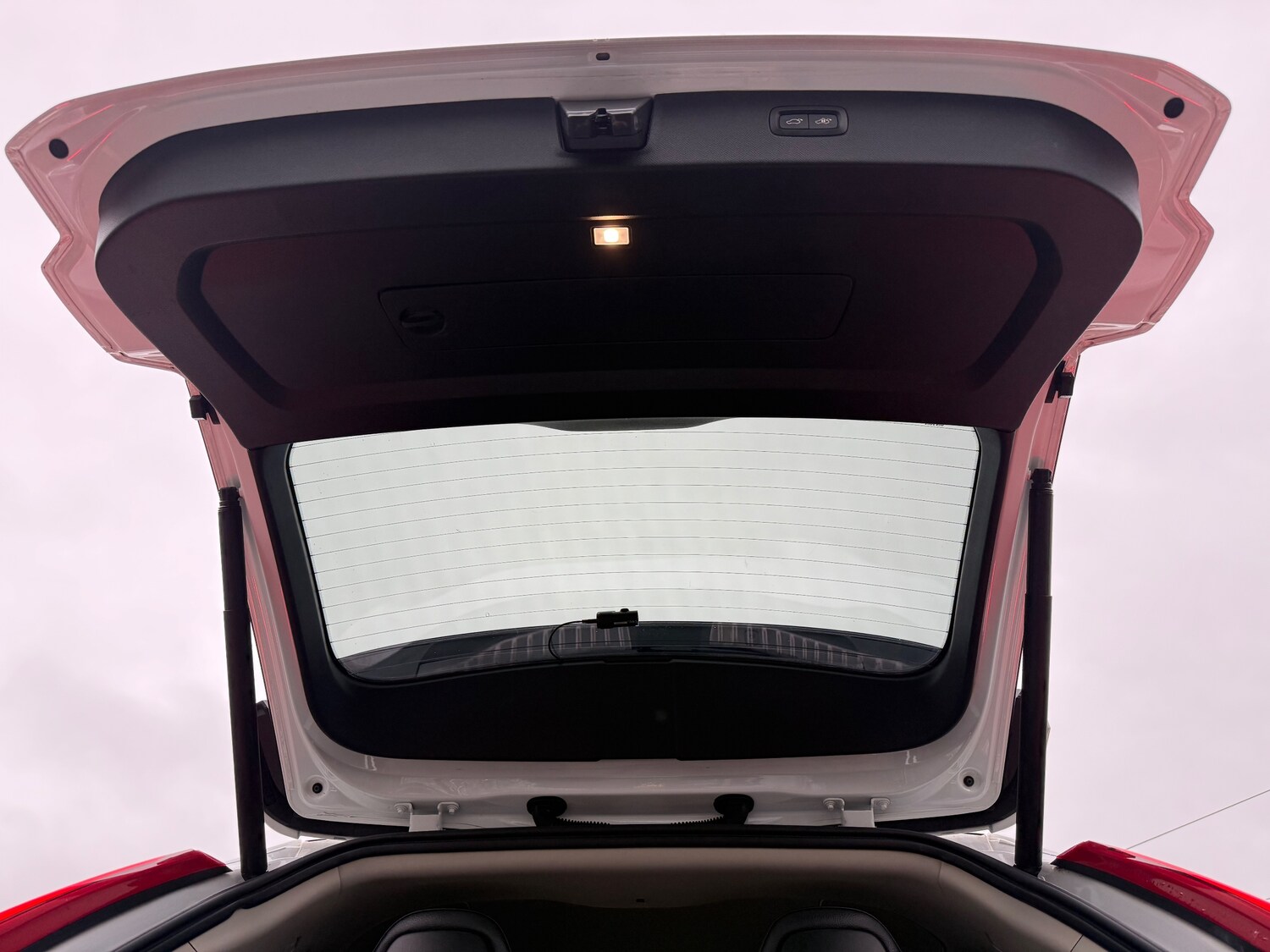 Used Volvo XC90 2017 for sale - 76523409: Photo 73