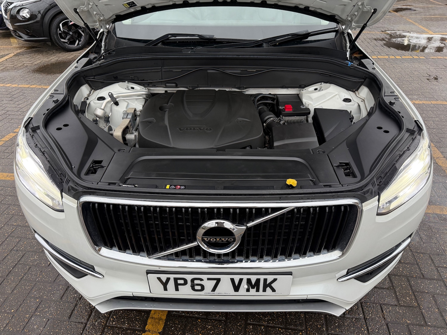 Used Volvo XC90 2017 for sale - 76523409: Photo 9